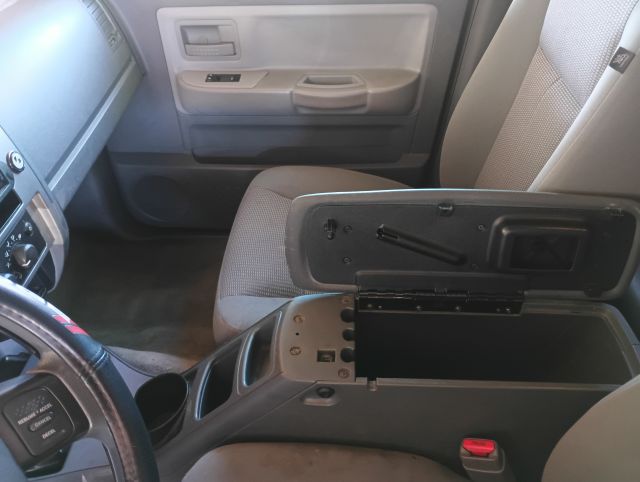 2007 DAKOTA SLT (27).jpg